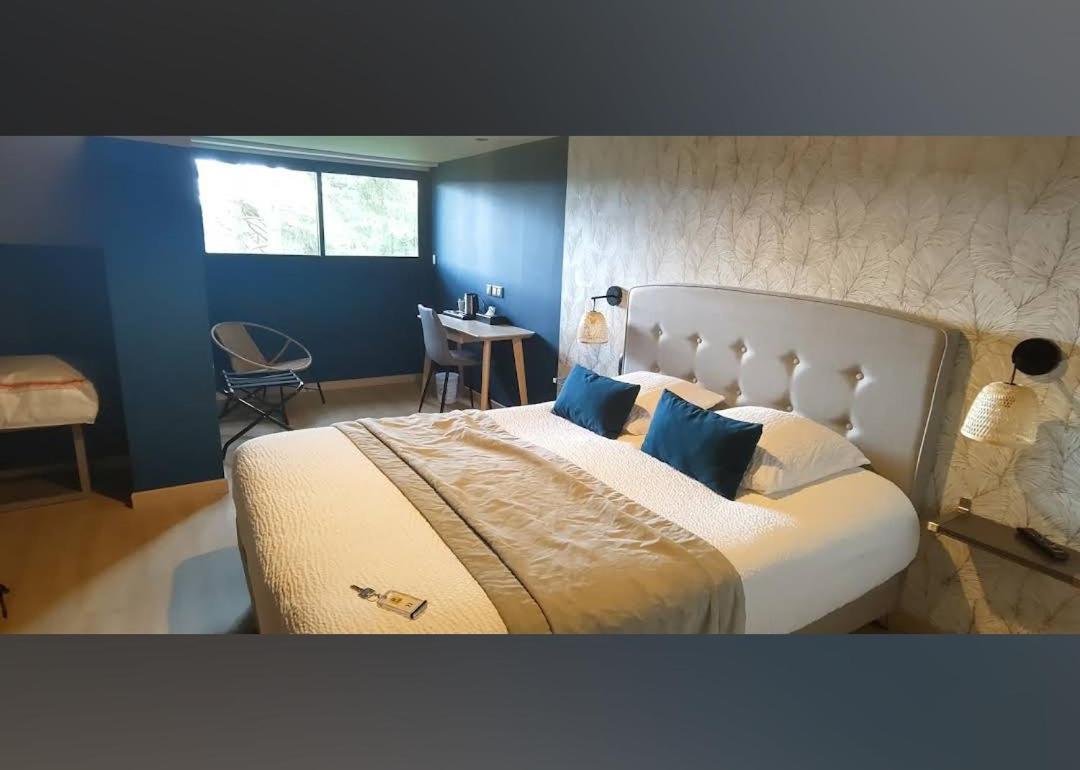 Hotel Restaurant Logis La Meridienne Anglards de Saint Flour المظهر الخارجي الصورة